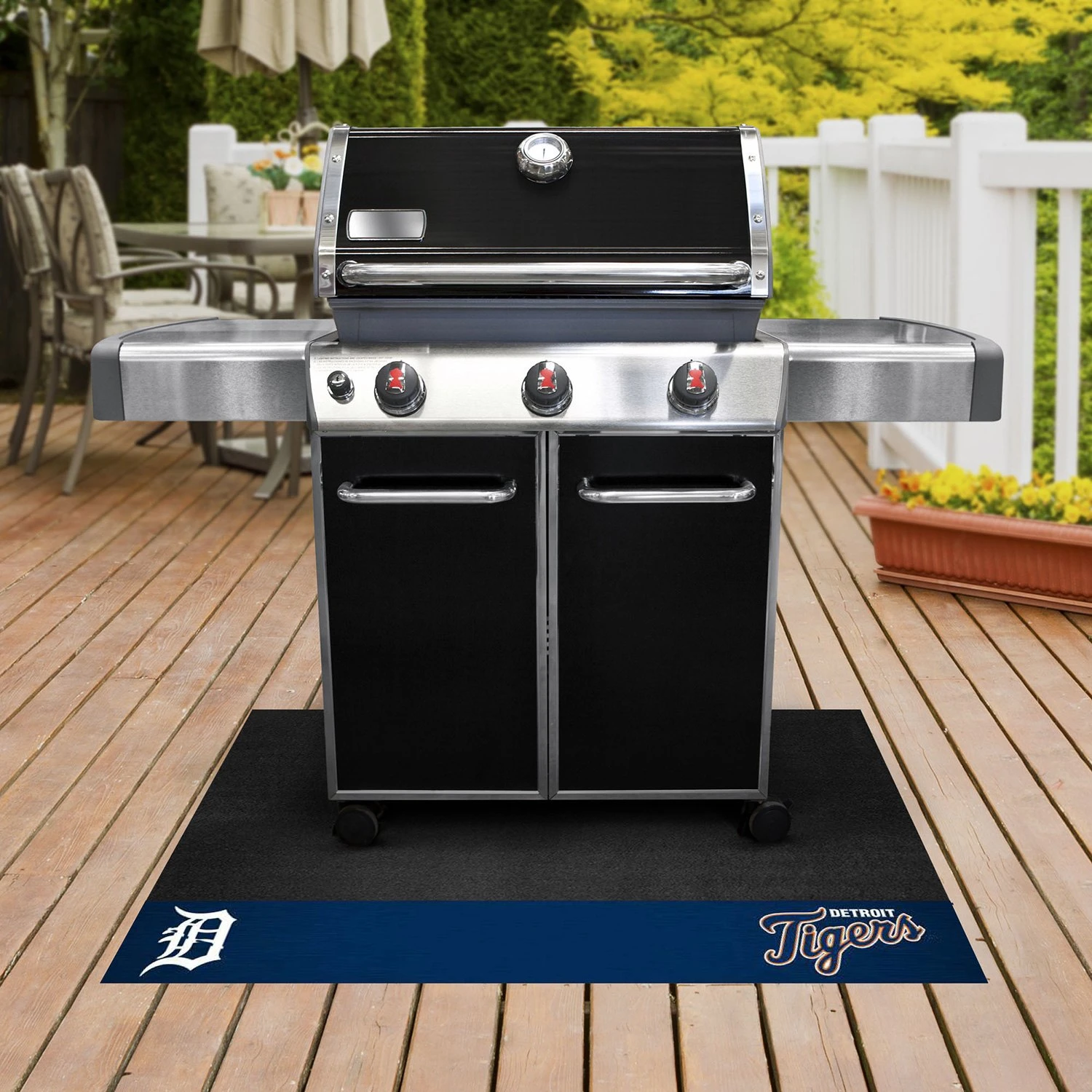 FanMats® 12153 - MLB "Detroit Tigers" 26" X 42" Grill Mat With "D" Logo & "Detroit Tigers" Wordmark 4 FanMats® 12153 - MLB "Detroit Tigers" 26" X 42" Grill Mat With "D" Logo & "Detroit Tigers" Wordmark - Image 2
