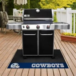 FanMats® 12182 - NFL "Dallas Cowboys" 26" X 42" Grill Mat With "Star" Logo & "Cowboys" Wordmark