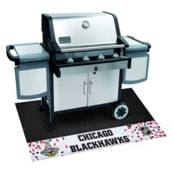 FanMats® 18259 - NHL "Chicago Blackhawks" 26" X 42" Grill Mat With "2015 Stanley Cup Champions" Logo