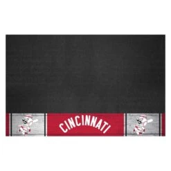 FanMats® 1988 - MLB "1967 Cincinnati Reds" 26" X 42" Retro Grill Mat