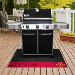 FanMats® 21123 - Southern Style NCAA Iowa State University 26" X 42" Grill Mat