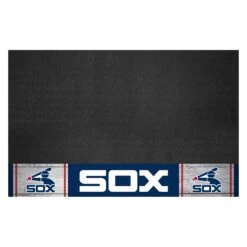 FanMats® 2155 - MLB "1982 Chicago White Sox" 26" X 42" Retro Grill Mat