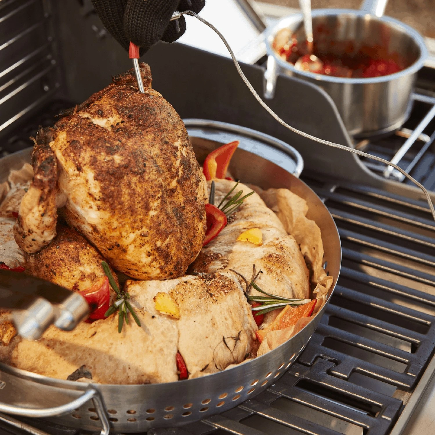 Weber® - 2-in-1 Poultry Roaster 6 Weber® - 2-in-1 Poultry Roaster - Image 4