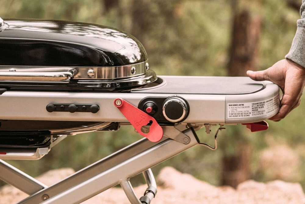 Weber® 9010001 - Traveler Portable Liquid Propane Gas Grill 16 Weber® 9010001 - Traveler Portable Liquid Propane Gas Grill - Image 14